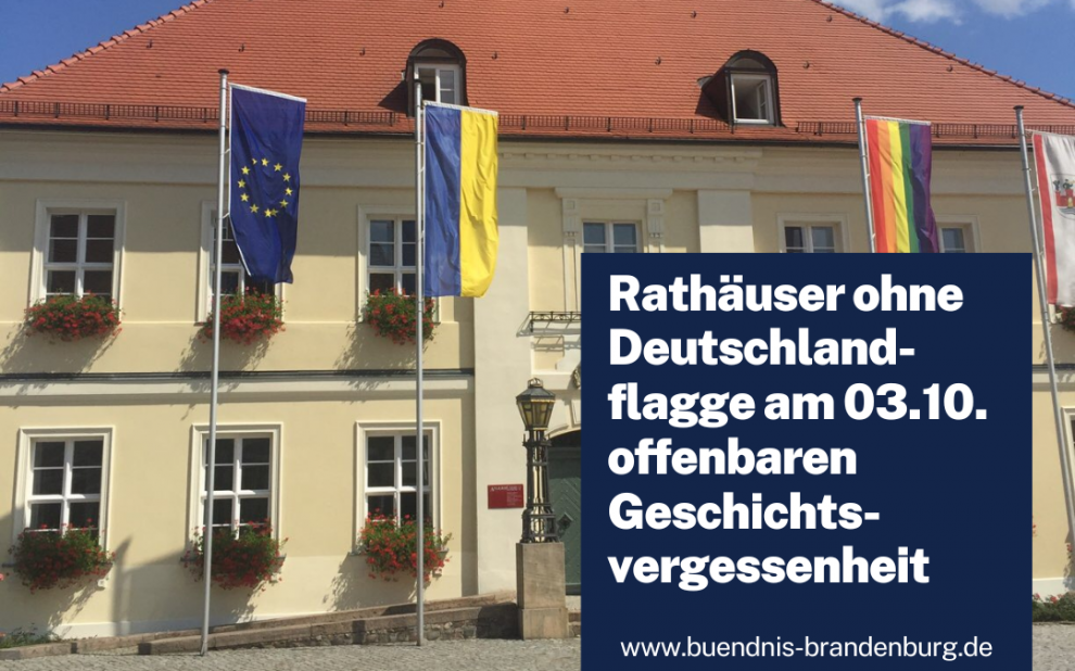 fb insta post thema dunkelblau